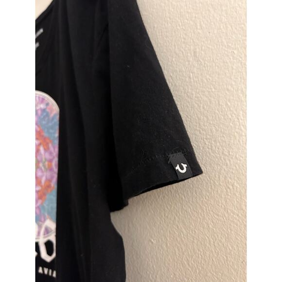 True Religion 90266 Rosecrans x Aviation Cropped Graphic Tee - Picture 4 of 6